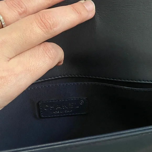 CHANEL Blue Ombré Quilted Crossbody Boy Bag - Picture 3 of 5